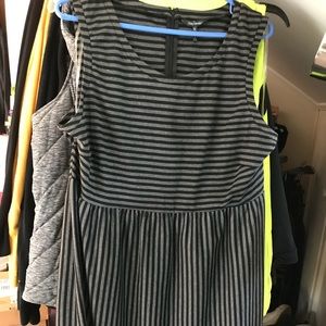 NWOT Cute sleeveless dress